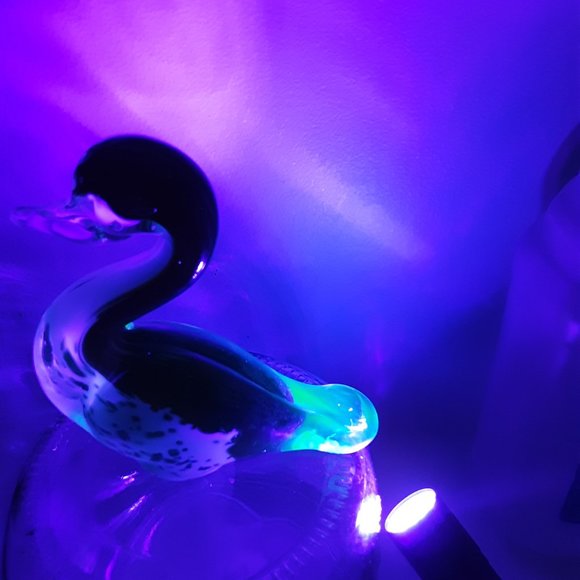 Vintage Murano Glass Uranium Duck/Goose RARE in Excellent Condition - Picture 5 of 10